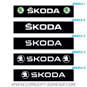 Cache plaque Skoda 1